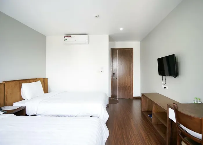 Lex Hotel 3*