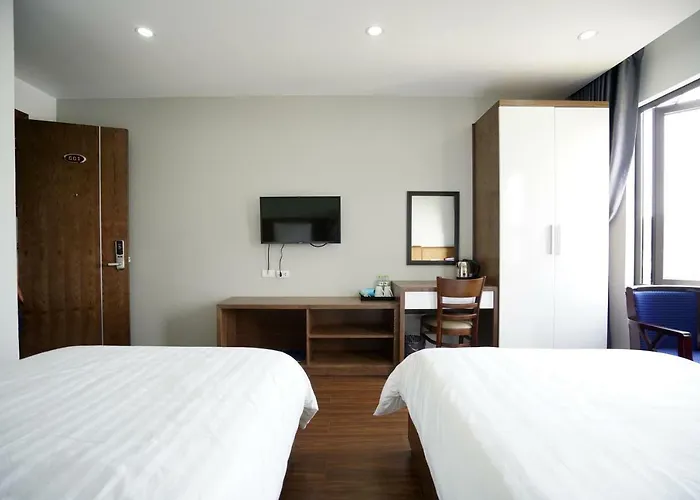Lex Hotel 3*