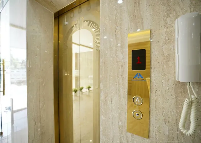 Lex Hotel 3*